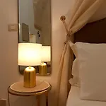 Domus Santi Medici Πανσιόν 4*