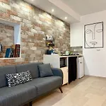 Domus Santi Medici 4*
